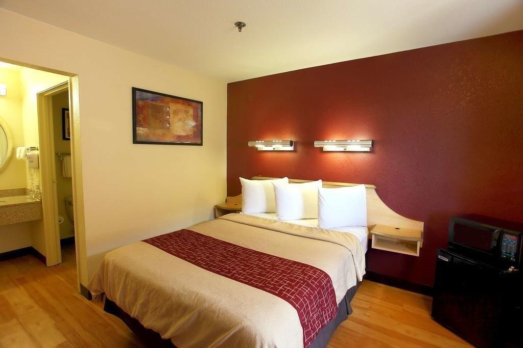 California And Suites, Hotel 2*